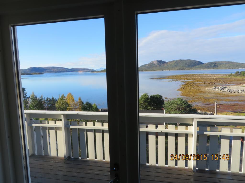 Ulvsvag Gjestgiveri Og Fjordcamping As Room photo